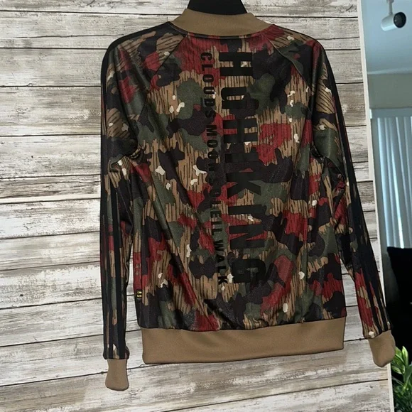 Adidas Pharrell Williams Hu Hiking jacket - Picture 5 of 7